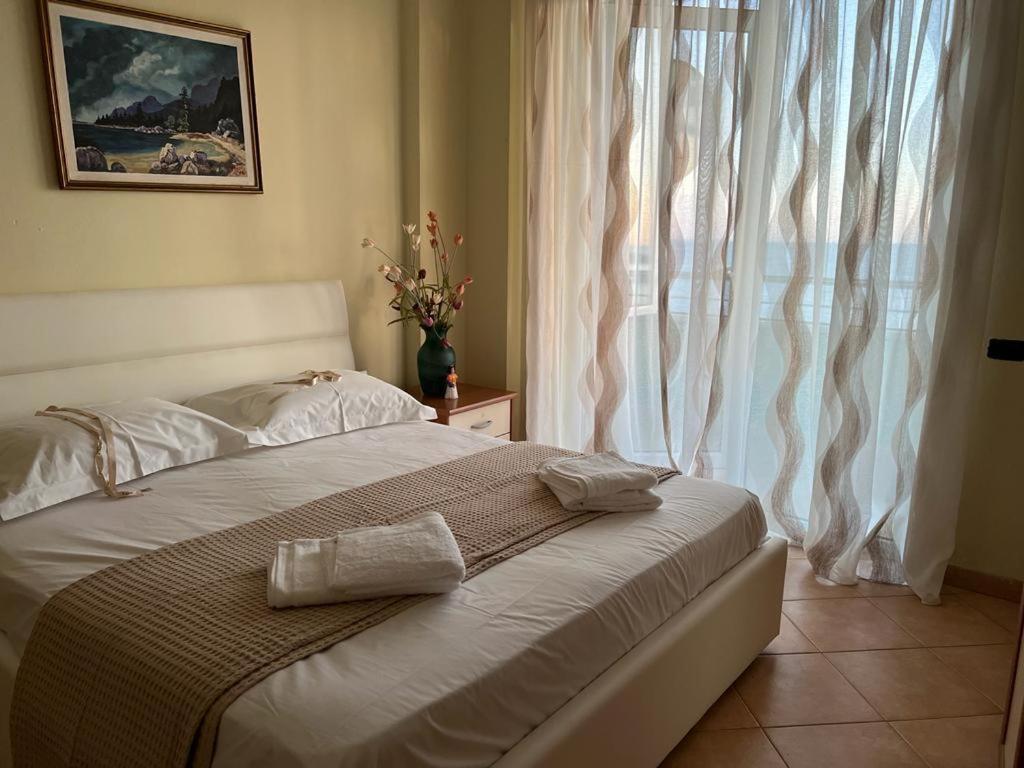 Stunning Sea View Apartment Shëngjin